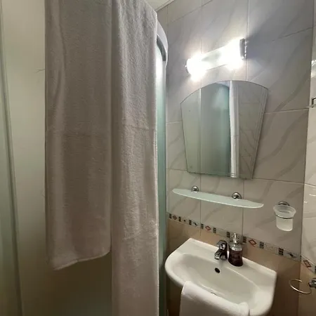 Le Premiere Randevu Apartment *